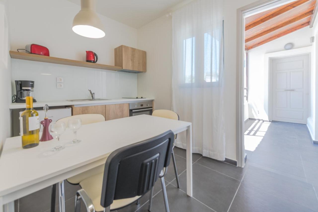 קלמאקי Rotunda Suites מראה חיצוני תמונה