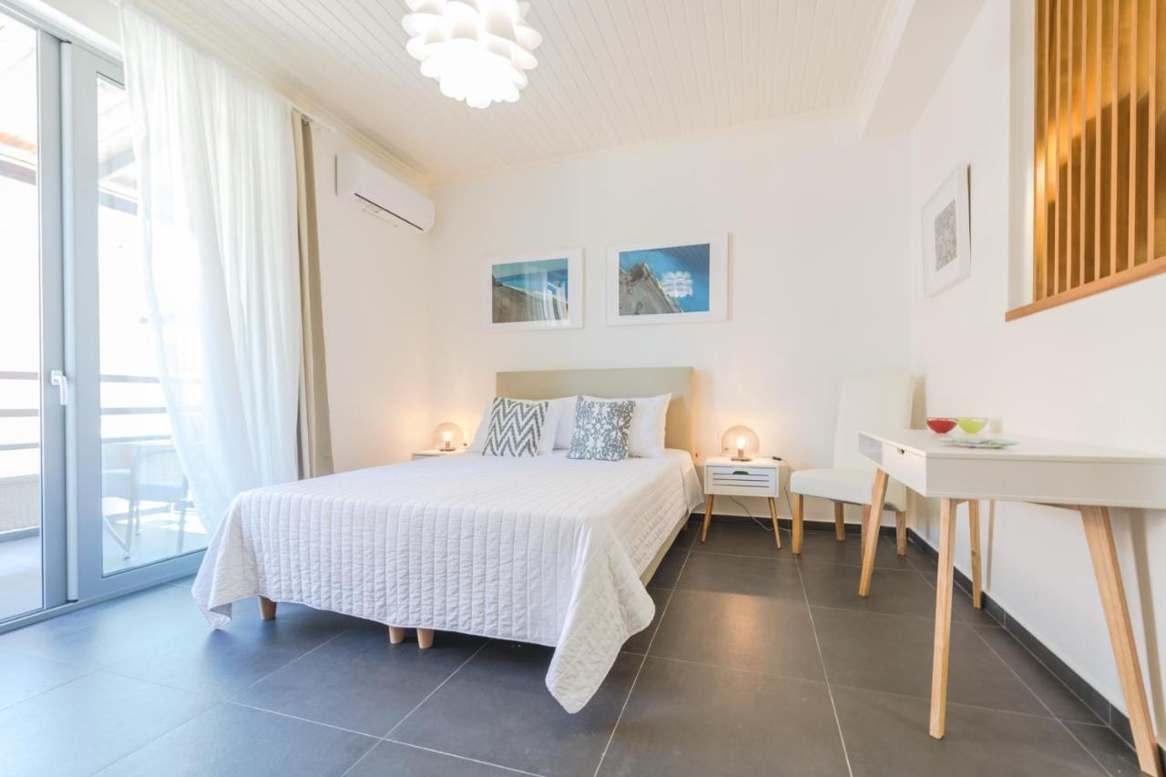 קלמאקי Rotunda Suites מראה חיצוני תמונה