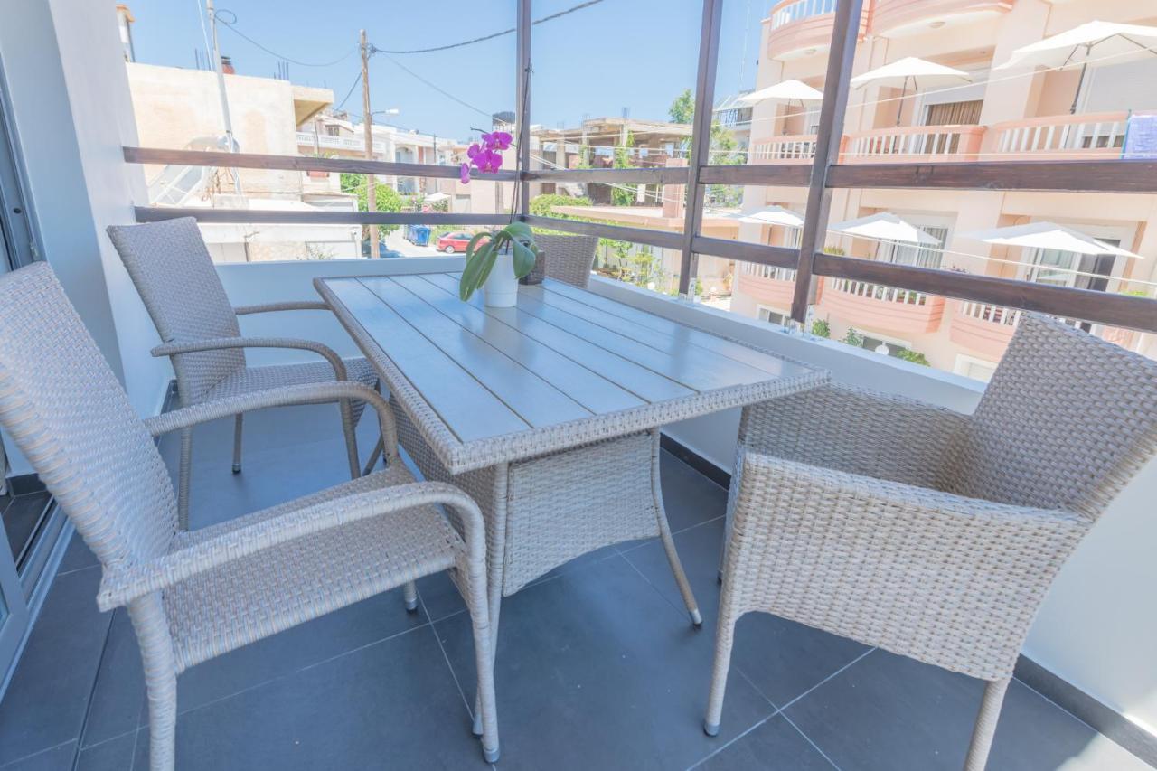 קלמאקי Rotunda Suites מראה חיצוני תמונה