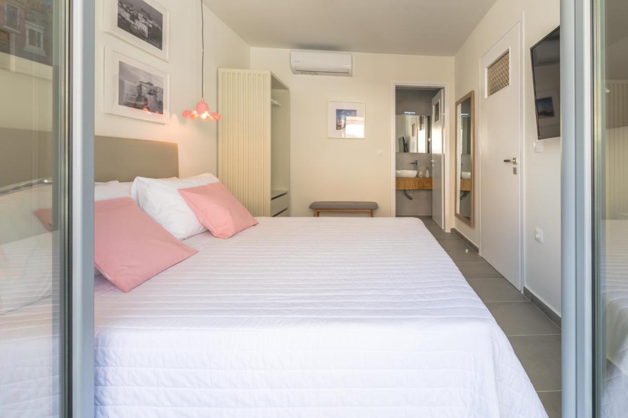 קלמאקי Rotunda Suites מראה חיצוני תמונה