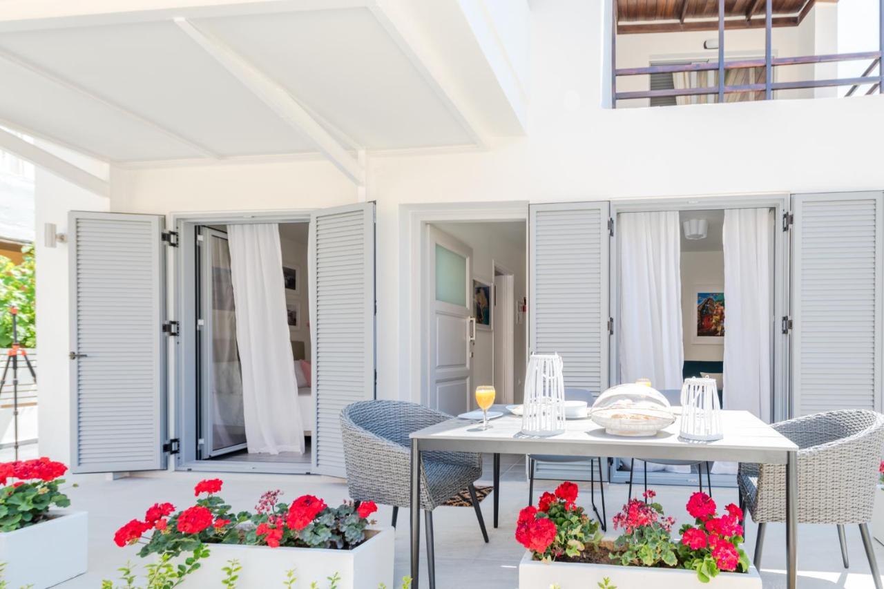 קלמאקי Rotunda Suites מראה חיצוני תמונה