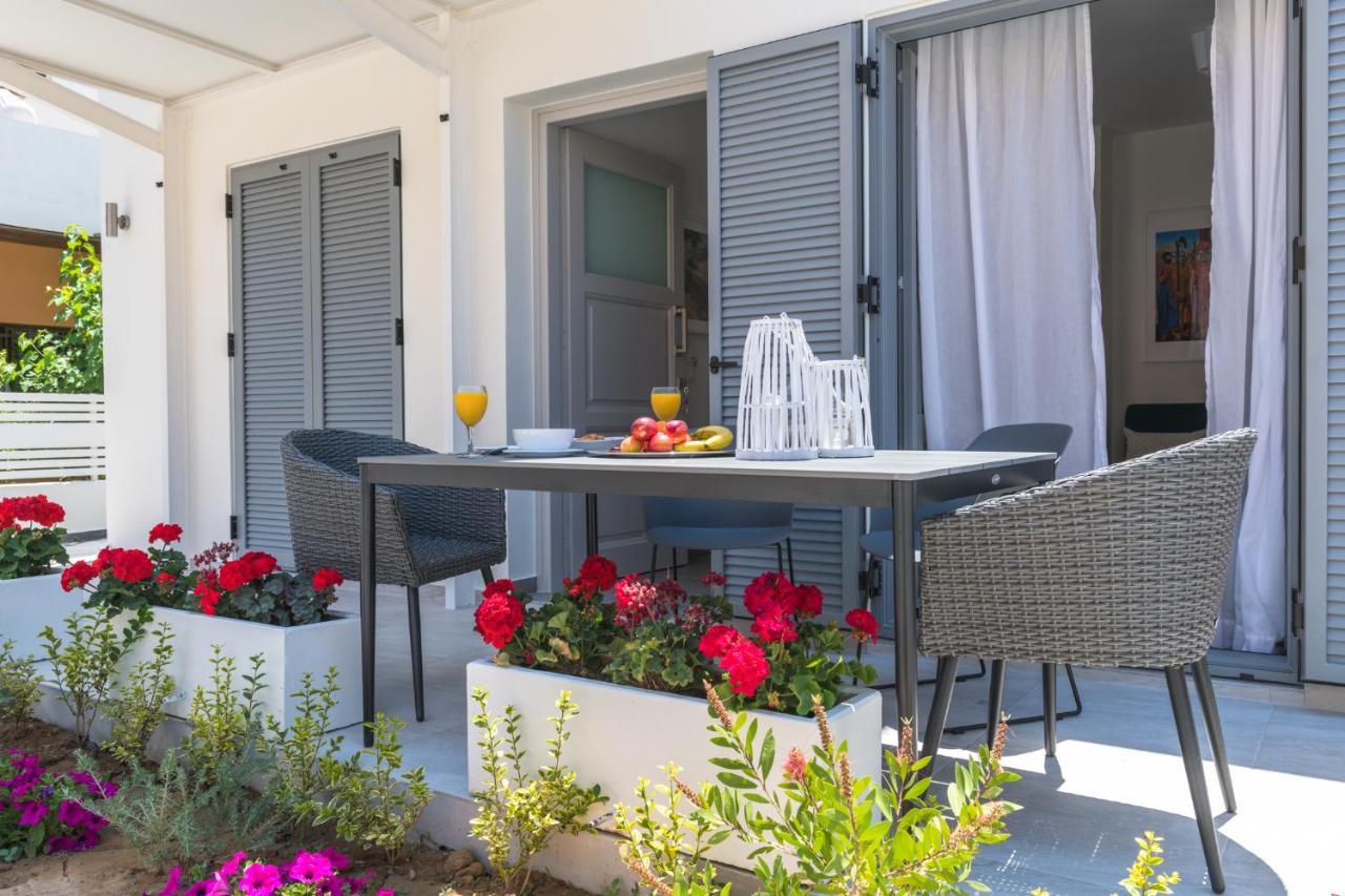 קלמאקי Rotunda Suites מראה חיצוני תמונה